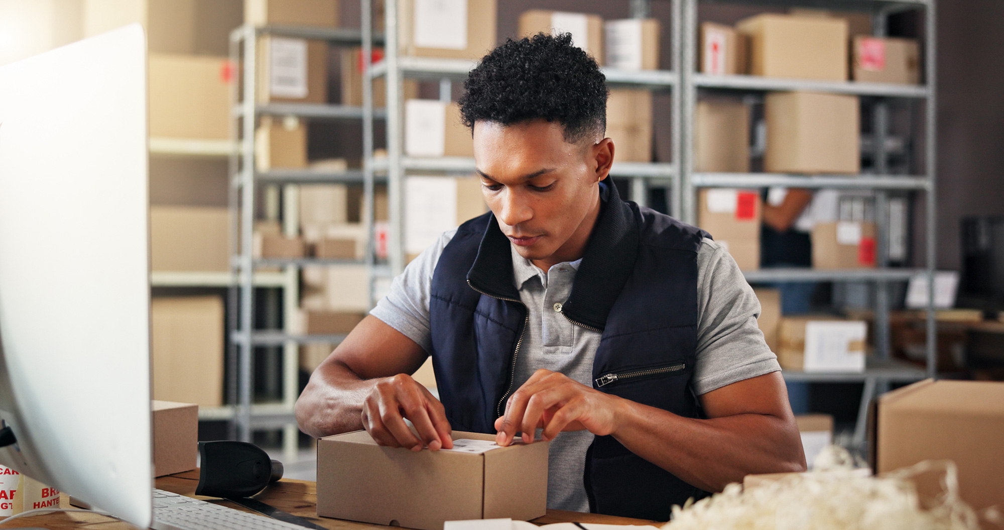 5 erreurs d'étiquetage colis qui retardent vos livraisons